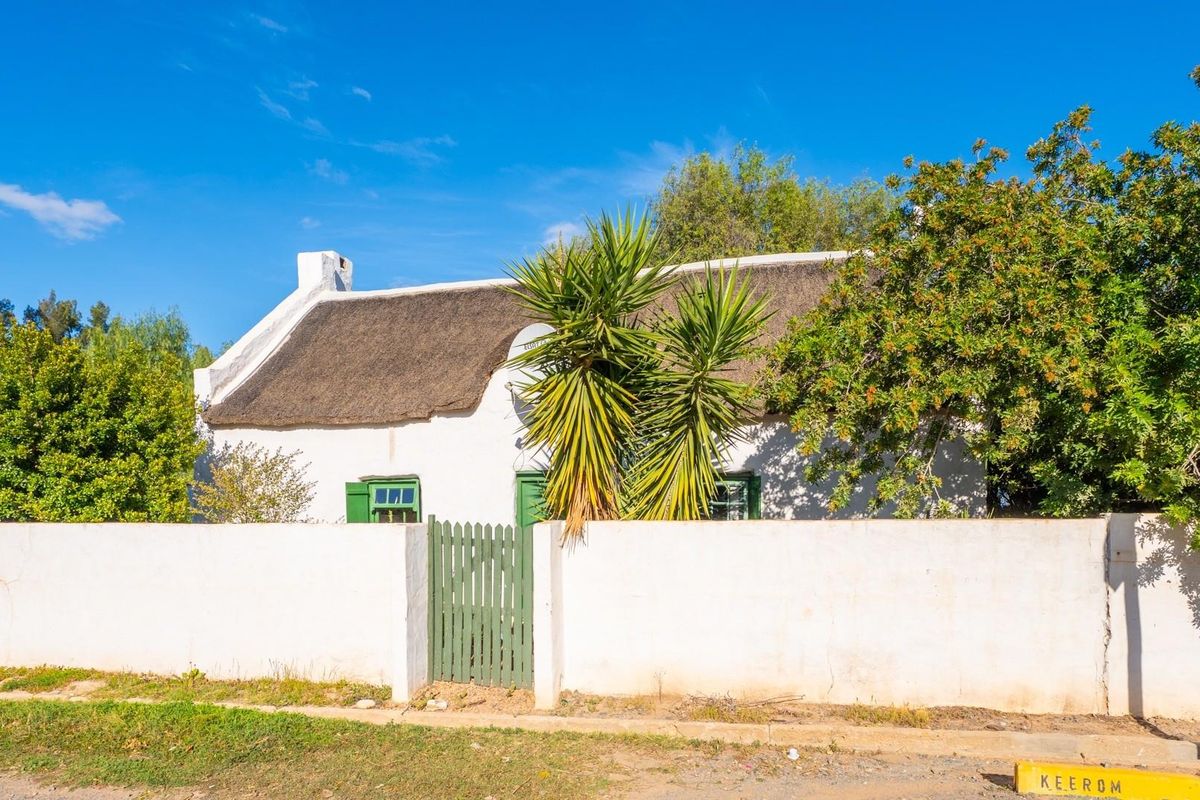 Charming McGregor Cottage - Photo 2