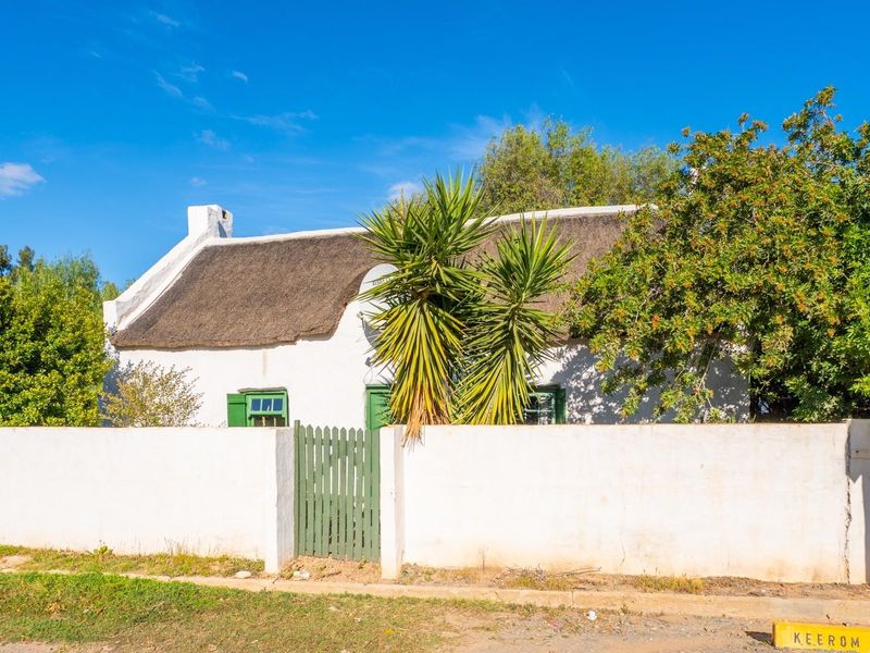 Charming McGregor Cottage - Photo 2