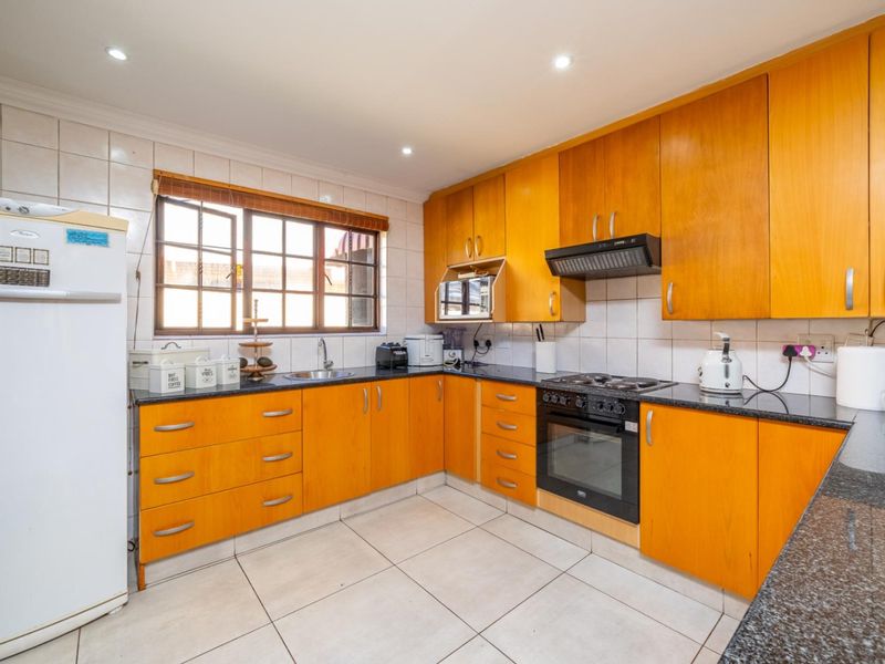 4 Bedroom Family Home with Investment Potential in Eldo Manor Estate - Photo 10