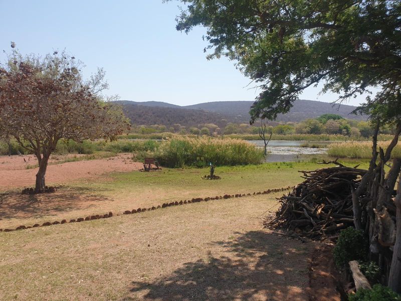 Breathtaking 2,000 ha Game Farm with Luxury Lodge, Abundant Wildlife and Spectacular Mountain Views - Photo 7