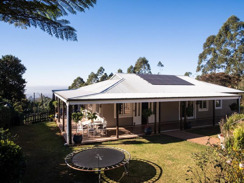 Lifestyle, Space and Income Potential - Perfectly Positioned Between Hilton and Pietermaritzburg - Photo 2