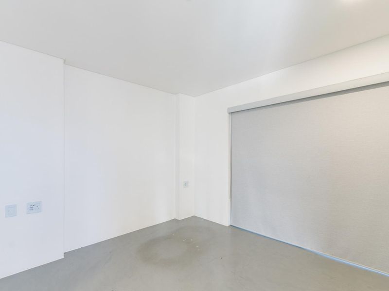 Exclusive Luxury 2-Bedroom Penthouse with Private Rooftop Pool and Sea Views - Photo 10