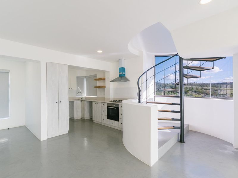 Exclusive Luxury 2-Bedroom Penthouse with Private Rooftop Pool and Sea Views - Photo 3