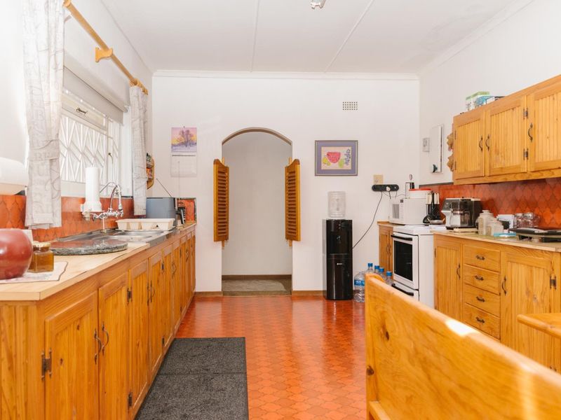 Classic Charm. Exceptional Value. Prime Location. - Photo 10