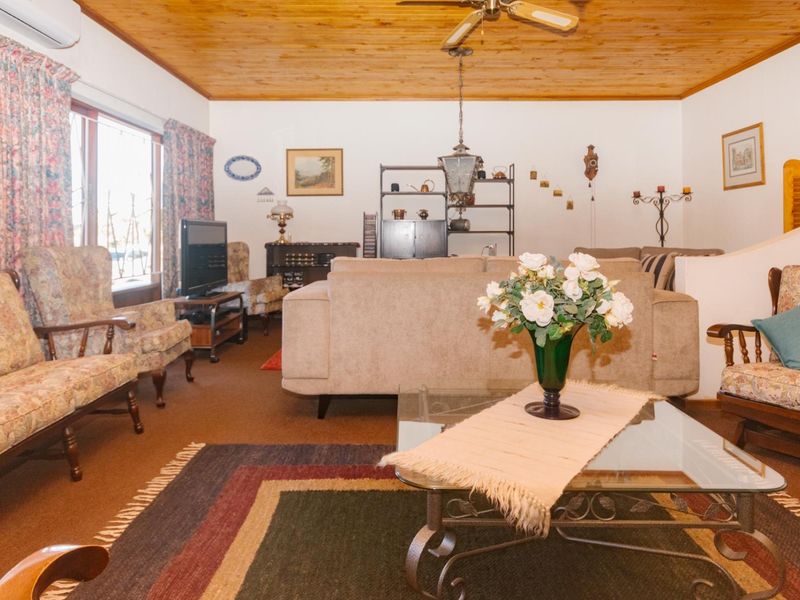 Classic Charm. Exceptional Value. Prime Location. - Photo 8
