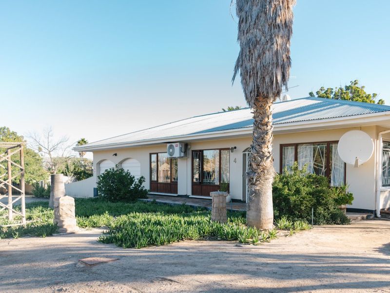 Classic Charm. Exceptional Value. Prime Location. - Photo 3