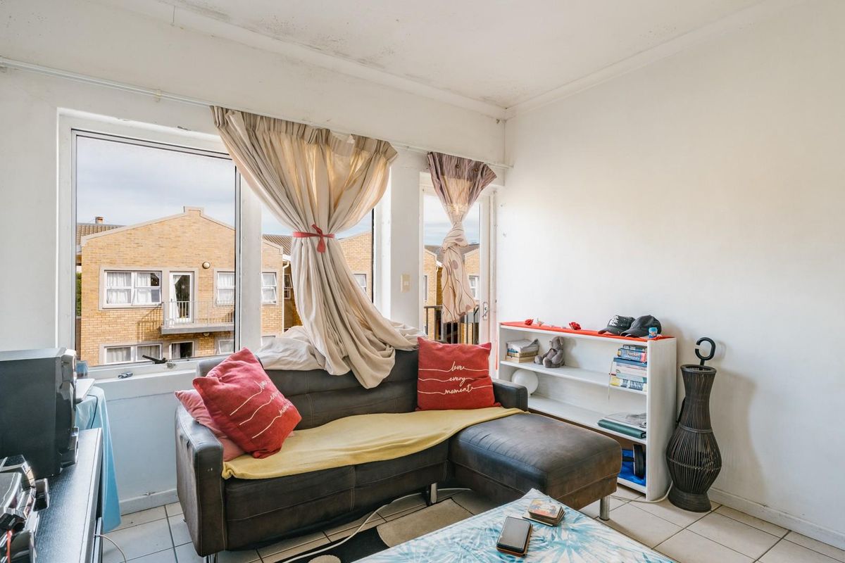 Investors - Two Bedroom Apartment - Rome - Strand - Photo 2