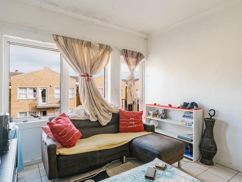 Investors - Two Bedroom Apartment - Rome - Strand - Photo 2