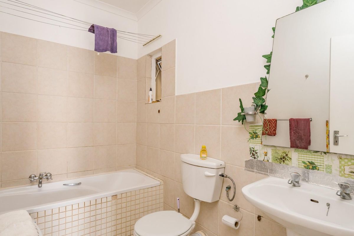 Investors - Two Bedroom Apartment - Rome - Strand - Photo 5