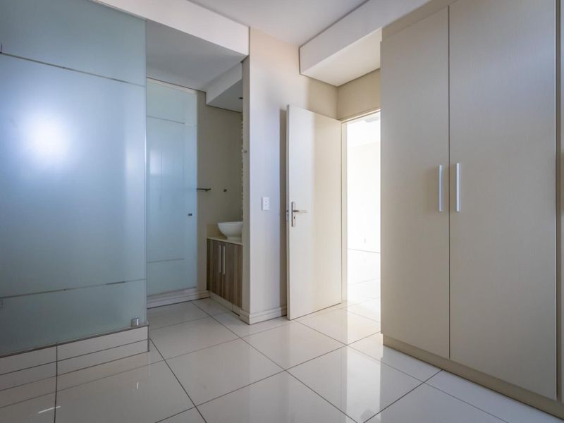 2 Bedroom Apartment Living with amazing views, backup water and electricity. - Photo 10