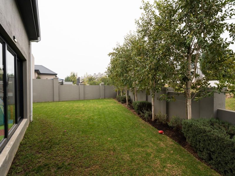 Modern 3-Bedroom Family Home with Pool to Rent in Kleine Parys Estate 2 - Photo 7