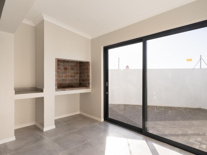 Brand-New Modern Home in Popular Wildflower Estate - Photo 9