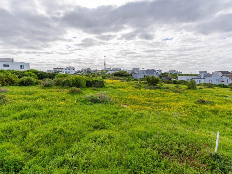 Large 853m2 Vacant Plot for Sale in Hoogland Estate, Saldanha Bay - Photo 4