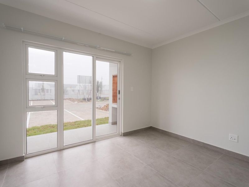 Brand-New Unfurnished 2-Bedroom Apartment to Rent in Paarl South - Photo 5
