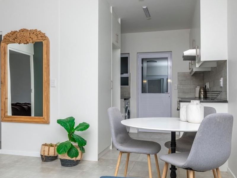 For Rent: Modern new 2-Bedroom Apartment in Honeydew Country Estate - Pearl Dew Heights - Photo 10