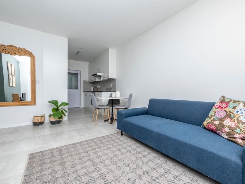 For Rent: Modern new 2-Bedroom Apartment in Honeydew Country Estate - Pearl Dew Heights - Photo 9