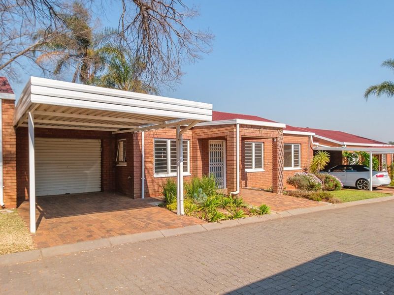 Modern, Spacious 2 Bedroom Townhouse with Garage, Carport in The Hoewes - Photo 2