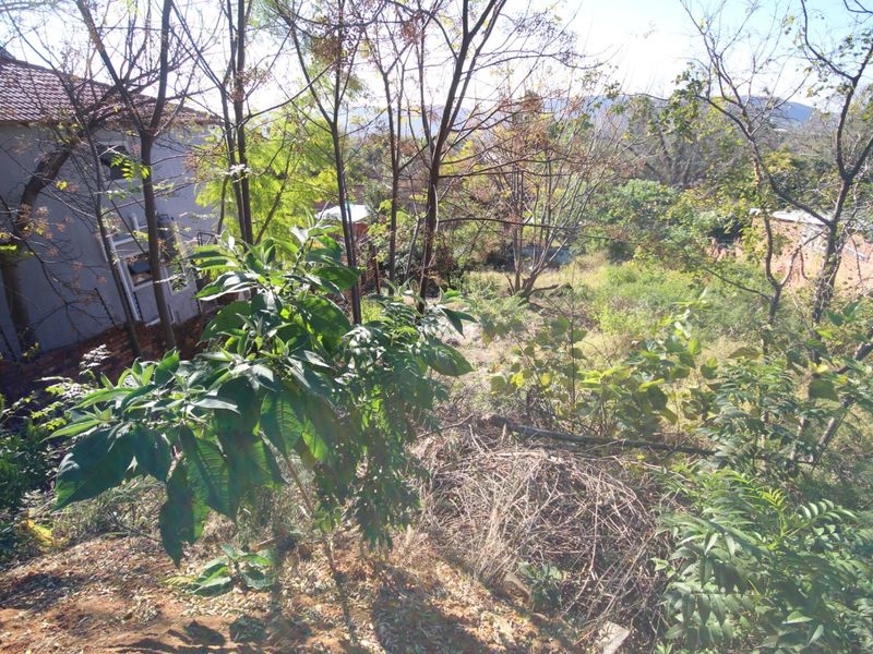 Blank Canvas: 657m2 Vacant Stand in the Heart of Pretoria Gardens - Photo 7