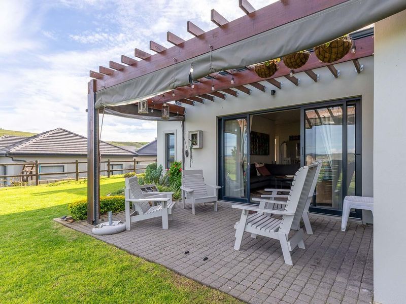 Spacious 3-Bedroom Home with Mountain Views in Hartland Retirement Village - Photo 8