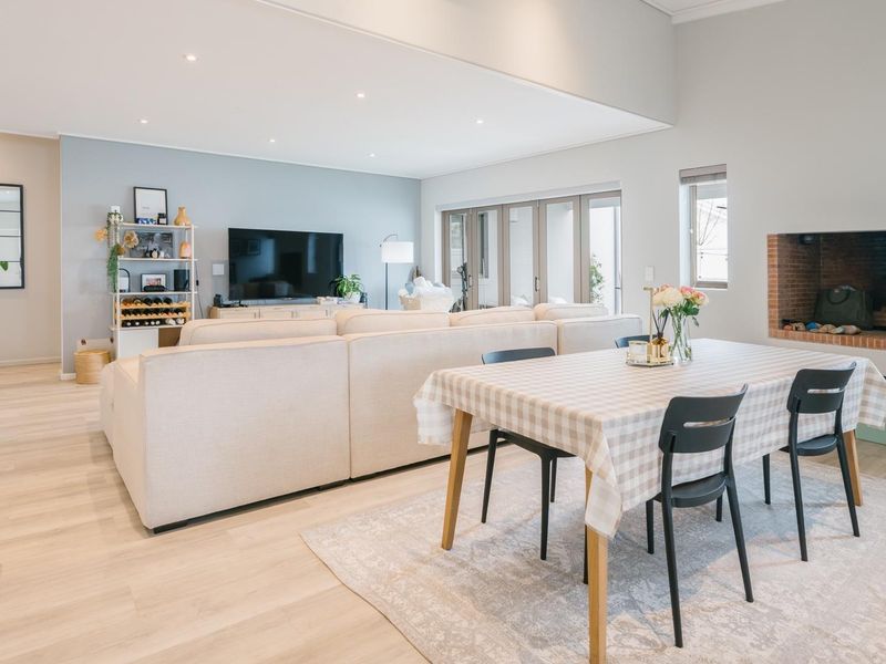 Experience Refined Estate Living in Le Parc Estate - Photo 1