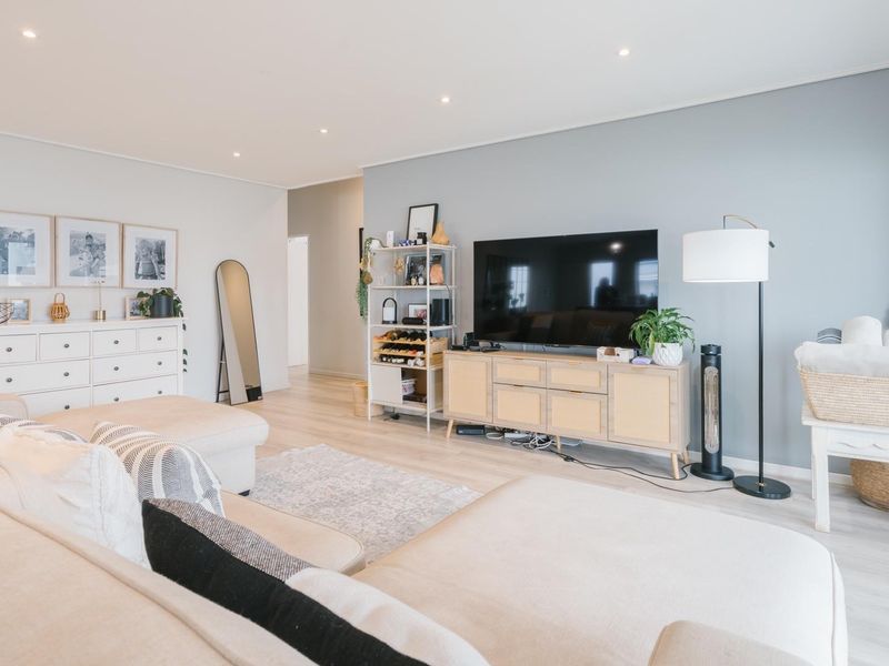 Experience Refined Estate Living in Le Parc Estate - Photo 7