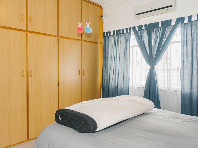 Spacious Family Home with Borehole, Solar Power and Granny Flat - Photo 10