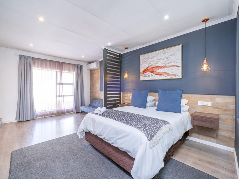 Exceptional Bryanston Investment Property | Established Guest House with Multiple Growth Opportuniti - Photo 10