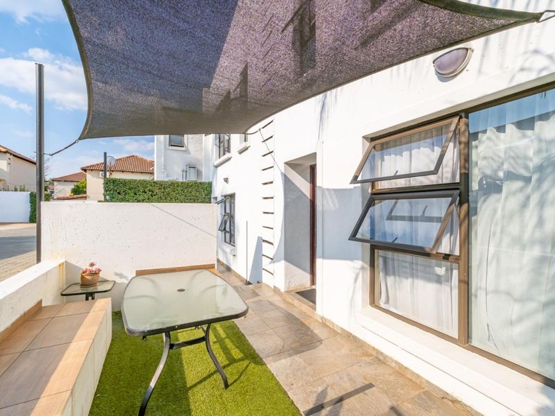 Exceptional Bryanston Investment Property | Established Guest House with Multiple Growth Opportuniti - Photo 6