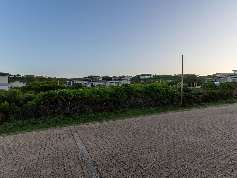 Prime Level Stand for Sale in Breakwater Bay Eco Estate - Photo 8
