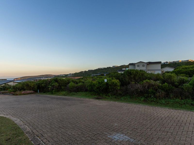 Prime Level Stand for Sale in Breakwater Bay Eco Estate - Photo 10