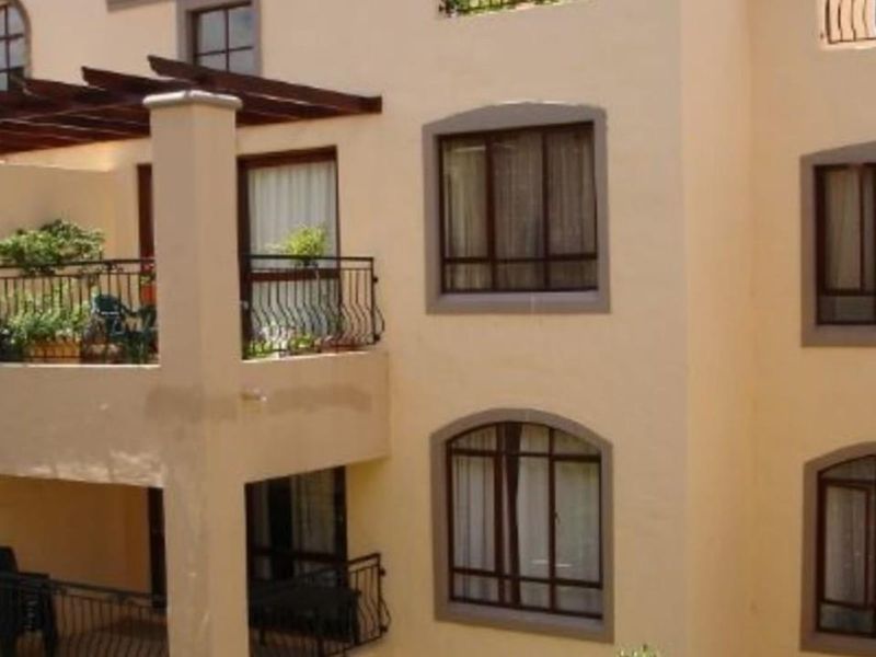 Sophisticated Living in Le Mistral, Lonehill - Photo 5