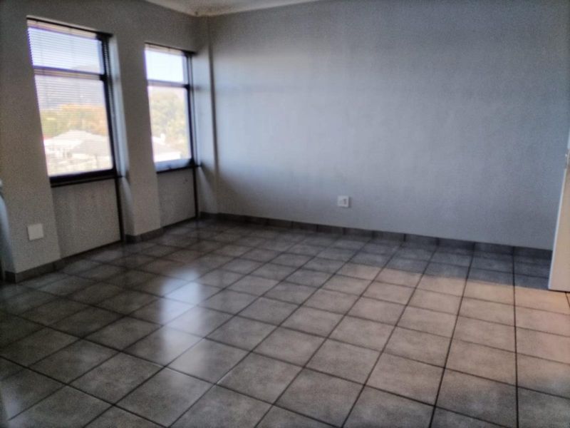 Gordon Square, Paarl Central  1-Bedroom Apartment - Photo 2