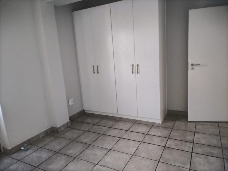 Gordon Square, Paarl Central  1-Bedroom Apartment - Photo 3