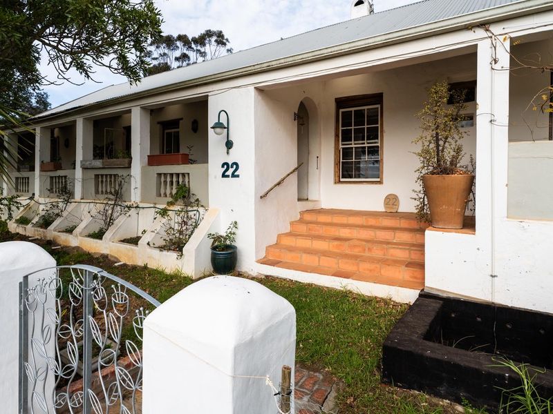 Broadlands  - An Authentic Heritage Home on Napier's Jubileum Street R3,5m - Photo 3