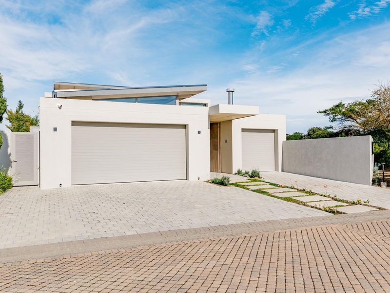 Architectural Masterpiece by Eddie Da Silva | Ultra-Luxury Smart Home - Photo 2