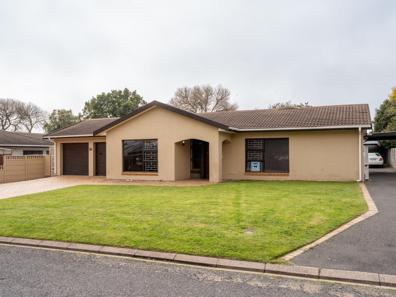 New Sole Mandate - Amandelsig, Kuils River 3 bed, swimming pool, Double garage. - Photo 10