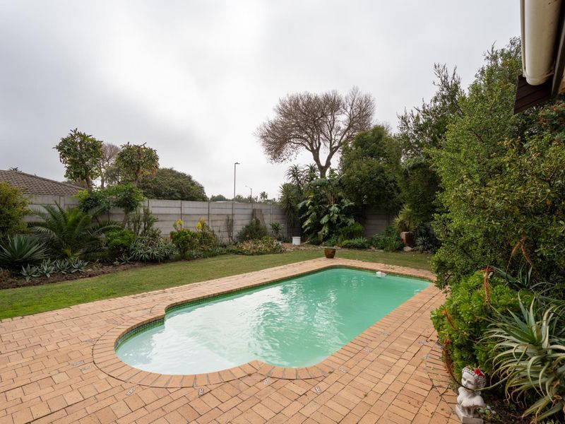New Sole Mandate - Amandelsig, Kuils River 3 bed, swimming pool, Double garage. - Photo 5