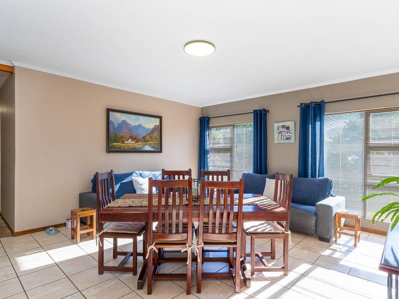 4 bedrooms - Eden George - location location location!!! Neat as a pin!! - Photo 6