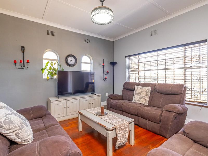 Prime Location! Endless Potential! - Photo 2