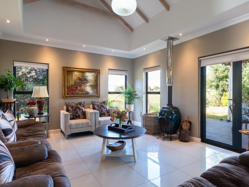 House Under Offer in Langebaan Country Estate Langebaan - Photo 2
