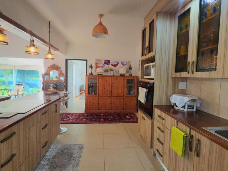 Coastal Family Living - Photo 4