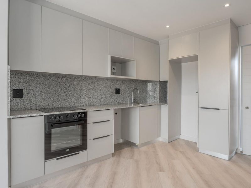 Contemporary Studio Living at 2 on Tabak, Paarl - Photo 7
