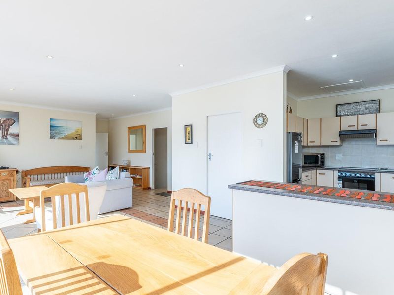 Wake Up to Panoramic Island Lake Views - Where Lifestyle Meets Opportunity - Photo 8