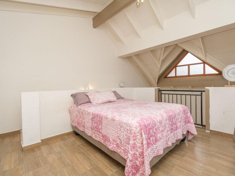 Charming Loft Apartment in the Heart of Randpark Ridge - Photo 9