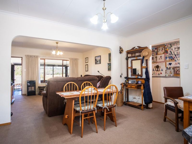 A home that offers space, comfort and beautiful surroundings in the heart of Amber Valley - Photo 3