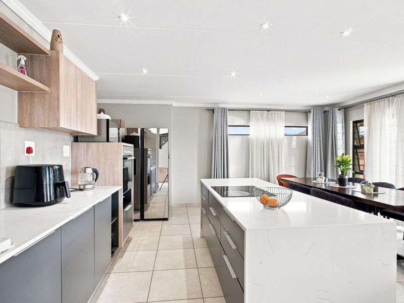 Modern 3-Bedroom Home in Lion Pride Lifestyle Estate - Photo 2