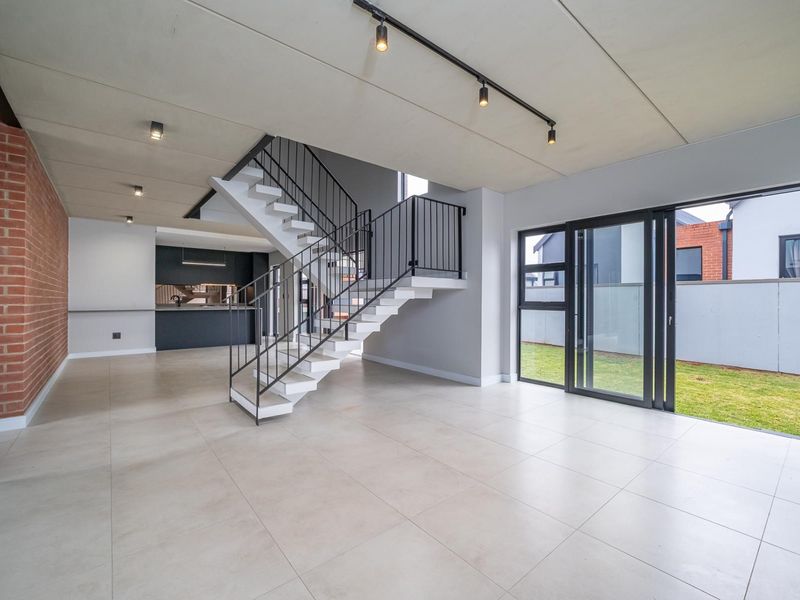 Contemporary Full-Title Living at 32 on Pine | Almost 80% Sold - Photo 2