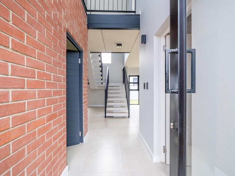 Contemporary Full-Title Living at 32 on Pine | Almost 80% Sold - Photo 5