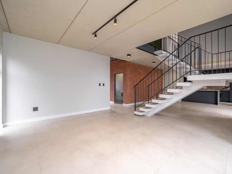 Contemporary Full-Title Living at 32 on Pine | Almost 80% Sold - Photo 10