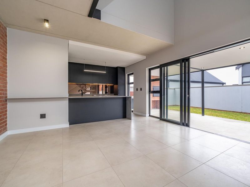Contemporary Full-Title Living at 32 on Pine | Almost 80% Sold - Photo 6